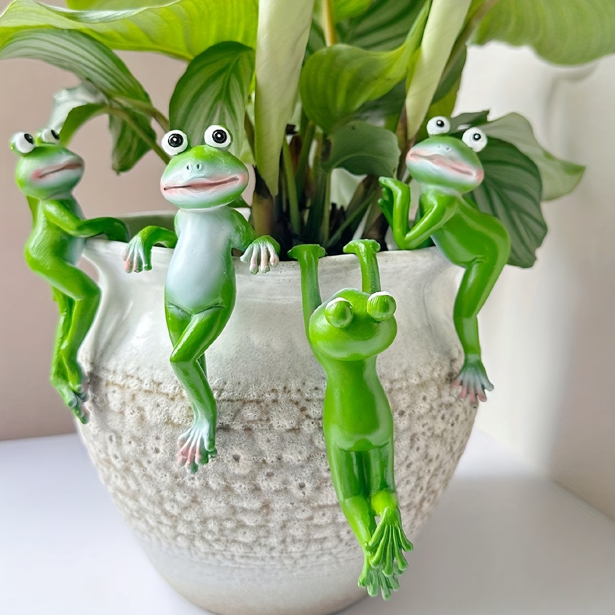 Resin Art Design - 1 Buah Patung Katak Kartun, Ornamen
